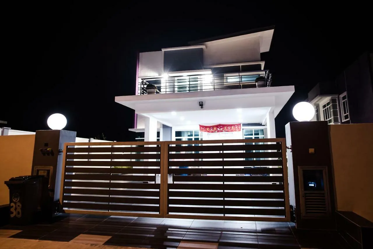 Ruby Homestay Melaka Semesterbostad Malacca